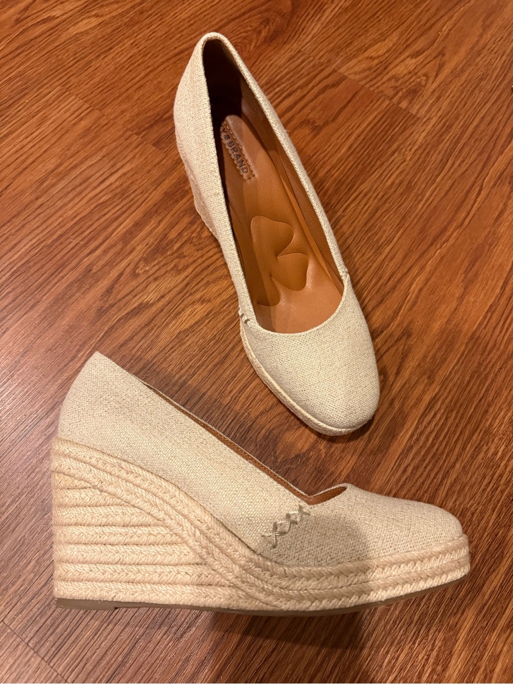Lucky Brand Cream Espadrille Wedge Pumps